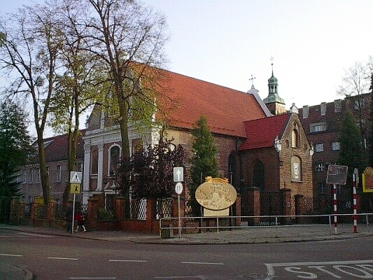 Fot.: Wejherowo, Klasztor Franciszkanów, źródło: Wikipedia, autor: Riven