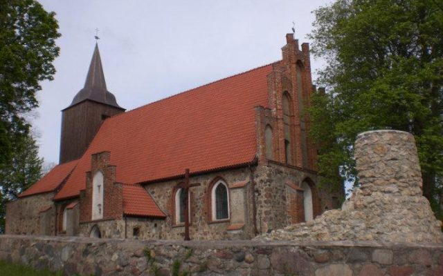 Pręgowo.  Jedna z pierwszych parafii na Pomorzu Gdańskim